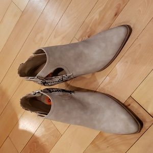 Seven Dials shoes, 9.5, NWOT
